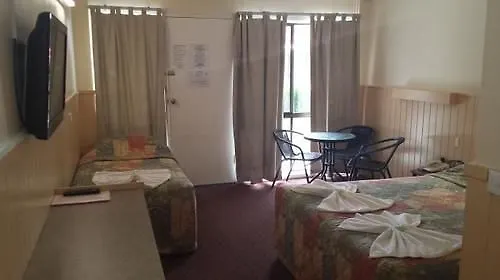 Jackie Howe Motel  Warwick